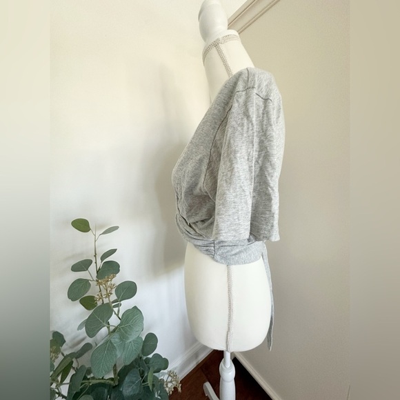 Aerie Women’s Gray Wrap Tie Back Crop Top Size XS - Picture 2 of 12